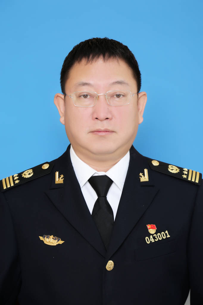 刘波.jpg